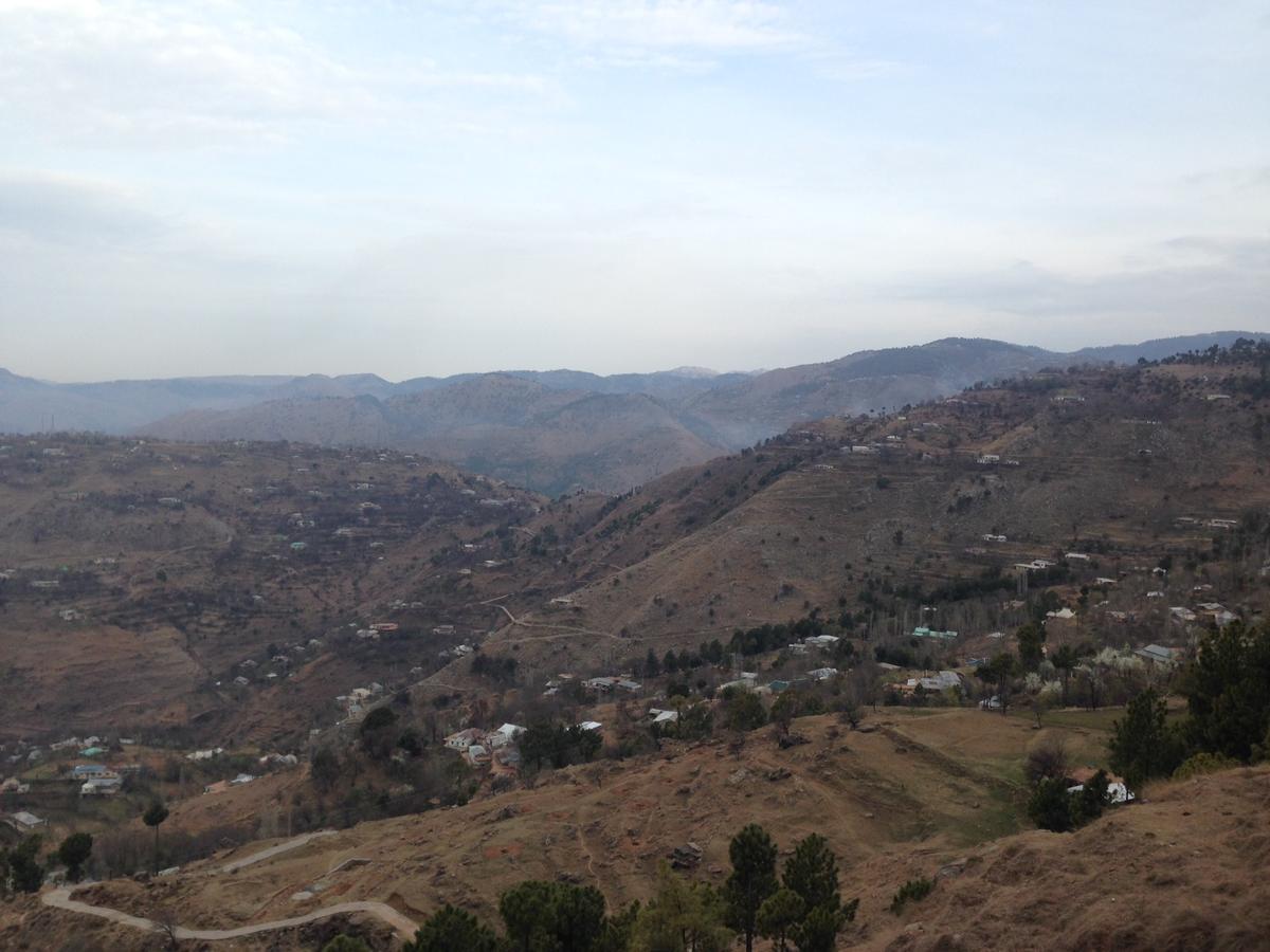 The Smart Hotel Murree Exterior photo